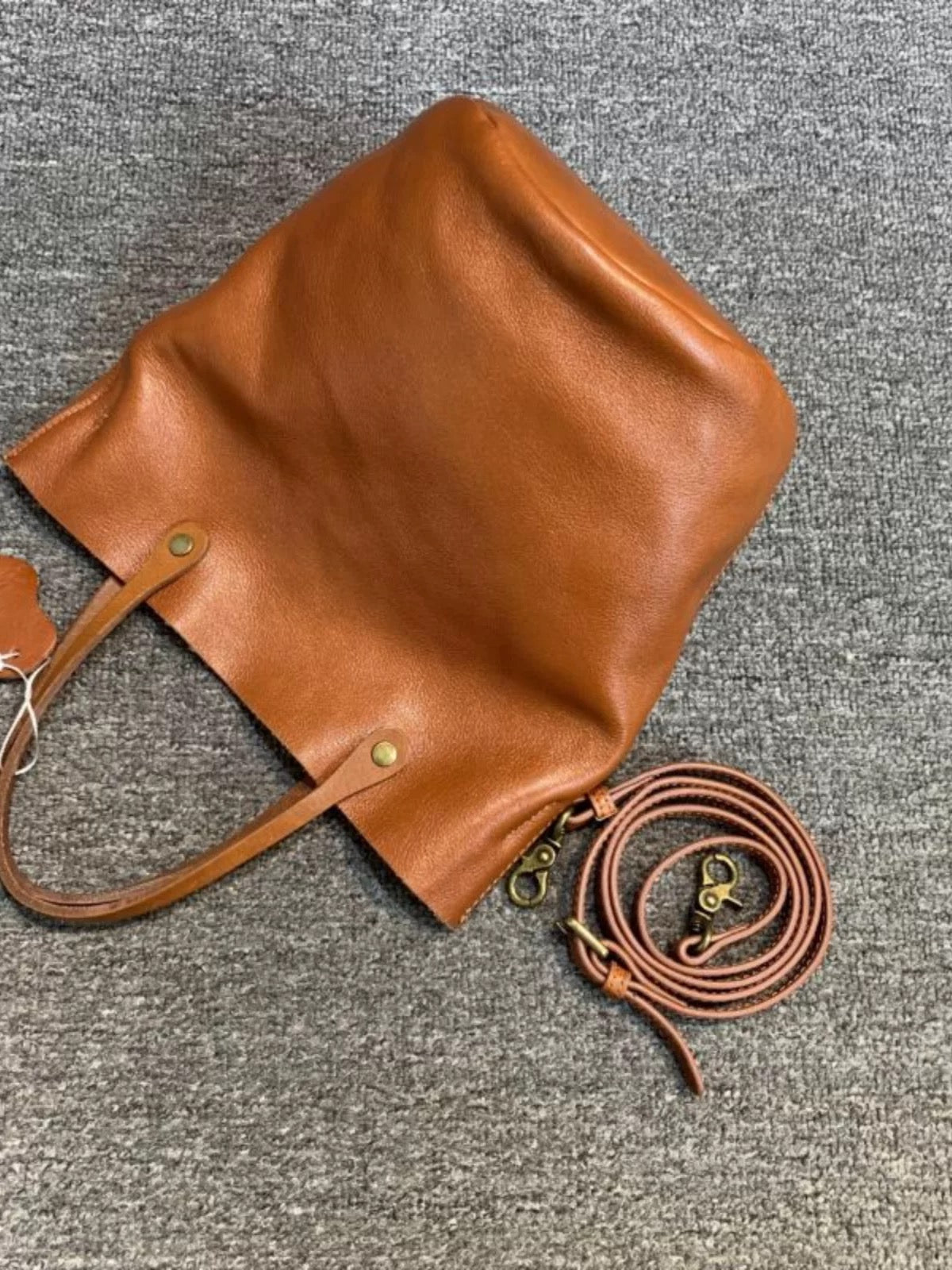 1682-1 genuine leather large bucket handbag