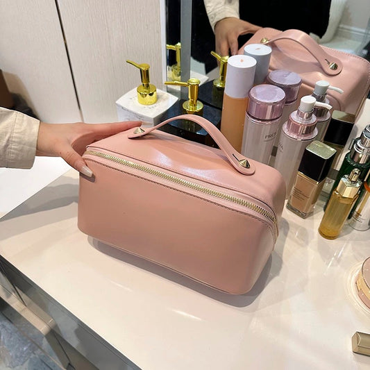 709 Multi-colored makeup bag