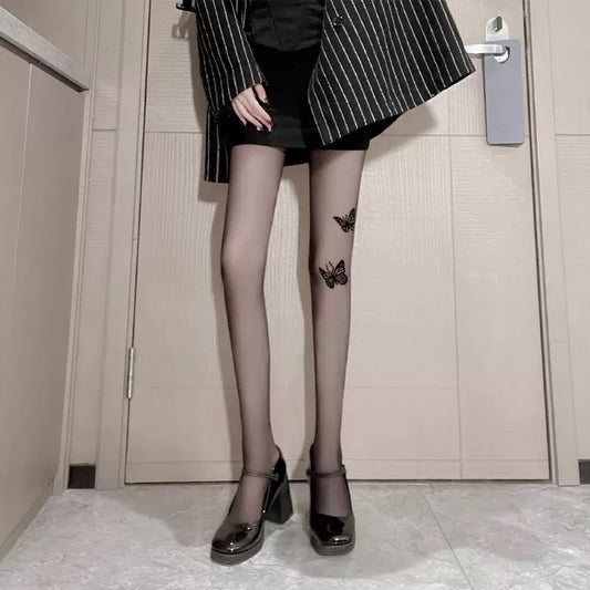 1123 Women's silk stockings