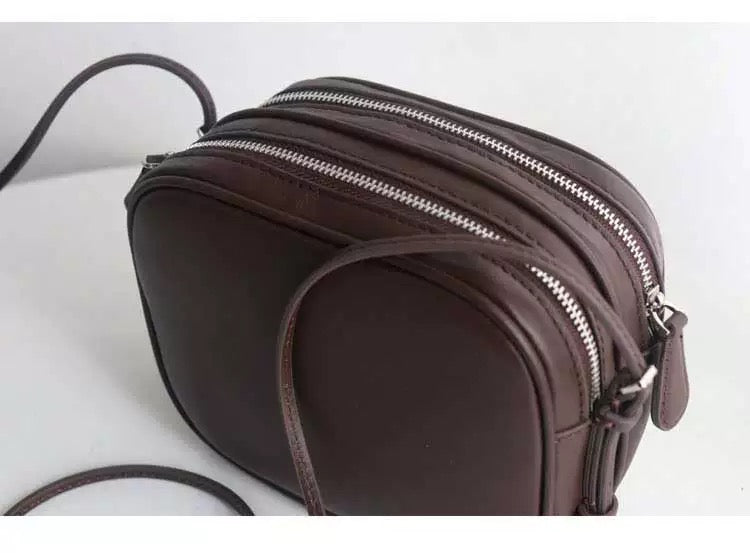 2101 Women's Leather Camera Bag Crossbody Bag