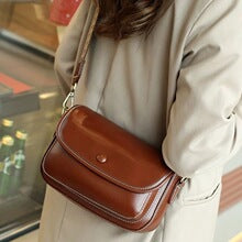 2822 genuine leather crossbody bag