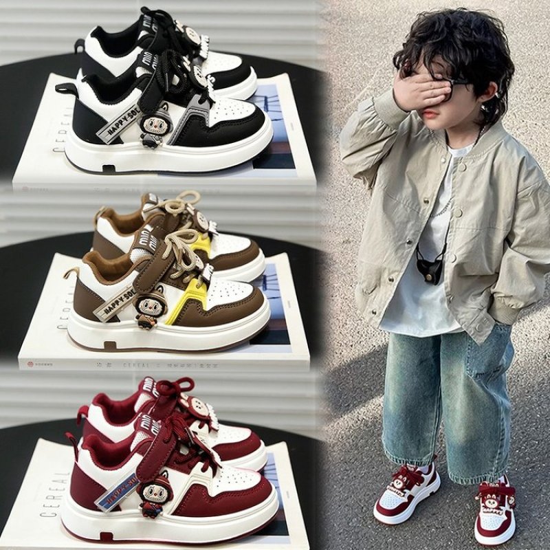 4886 white sneaker for kids