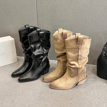 2768 mid height chelsea boots