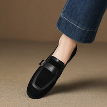 2576 vintage flat suede loafer