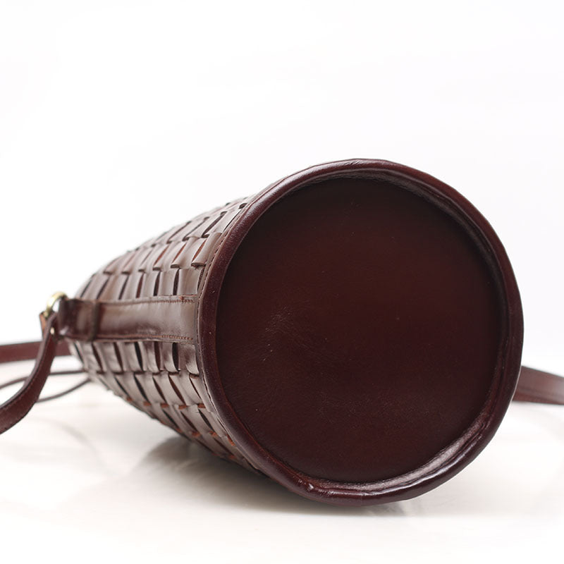 564 handmade knitted bucket crossbody bag