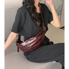 2237 cowhide leather large croissant bag