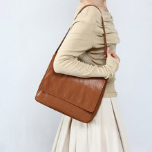 0628 classic flap leather handbag