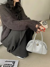 2252 small cowhide shell handbag