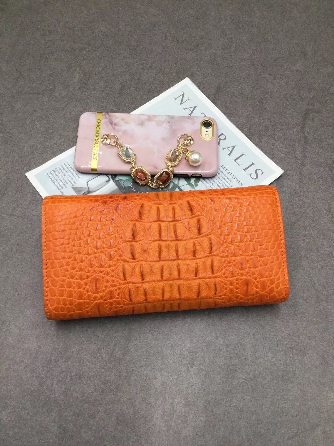 1007 crocodile leather casual clutch