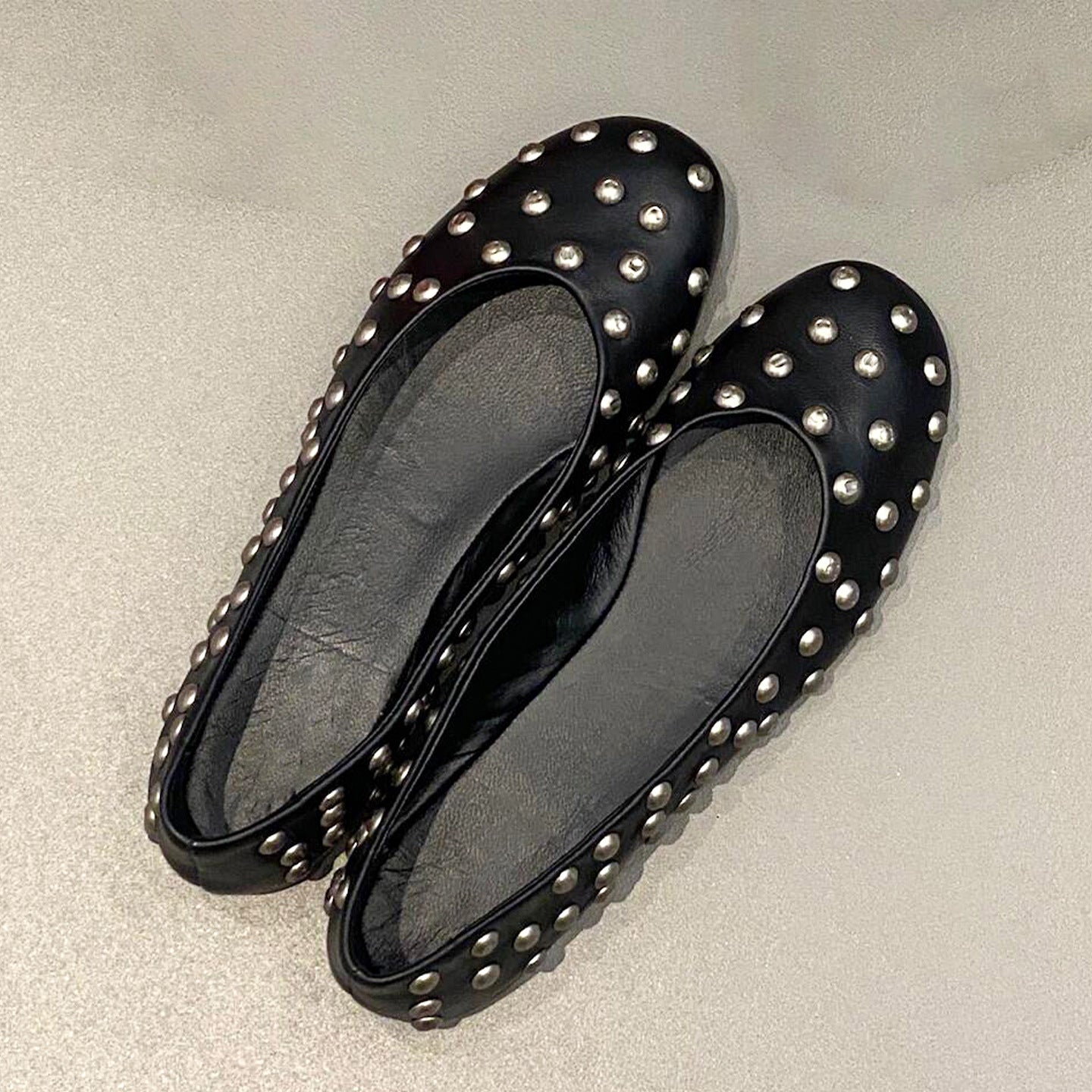 4556 genuine leather flats