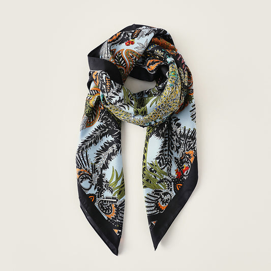 2150 print square silk scarf