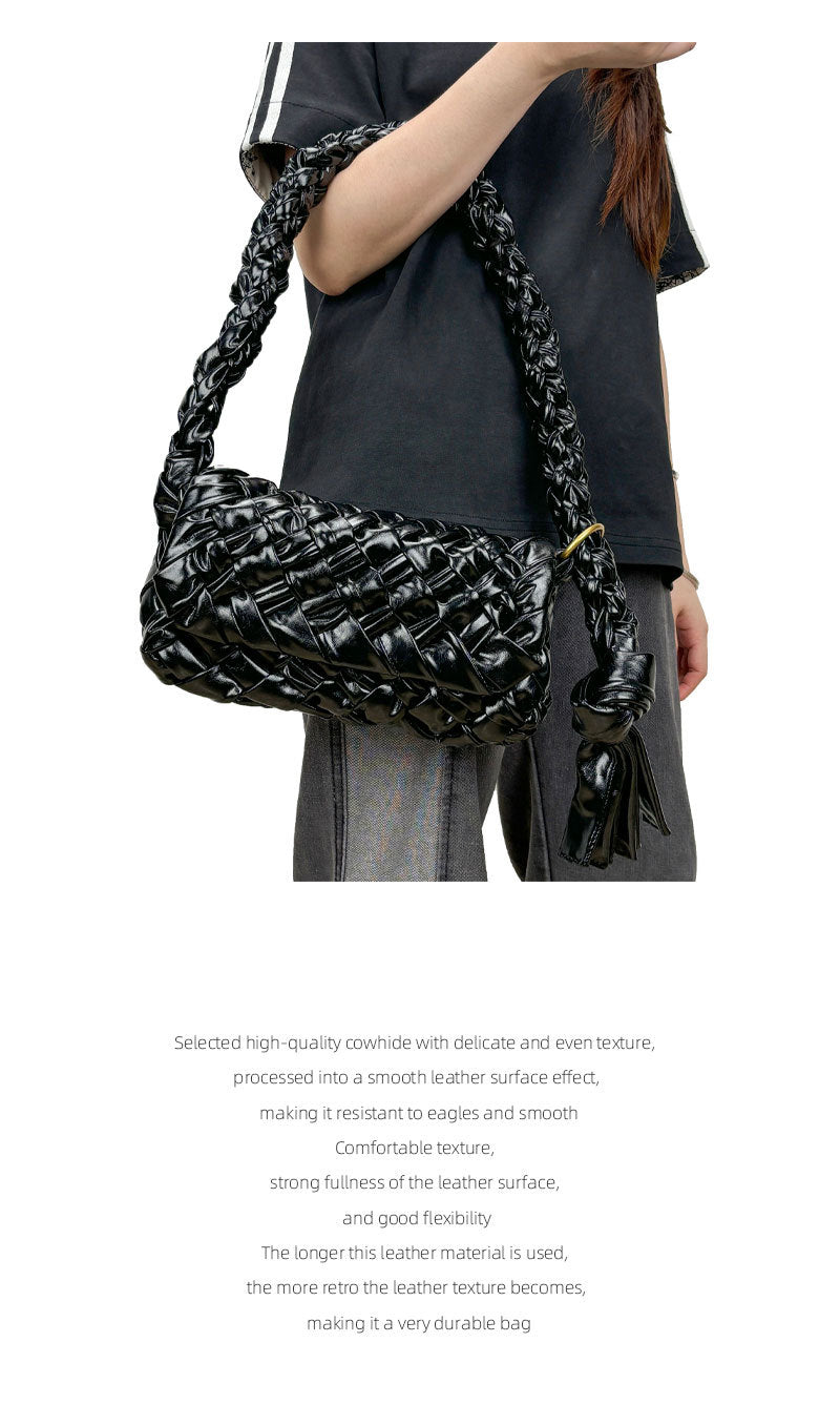 2100 handmade weave tassel bag