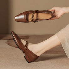 2667 square-toe mary jane flats