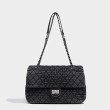 2722 denim flap chain bag