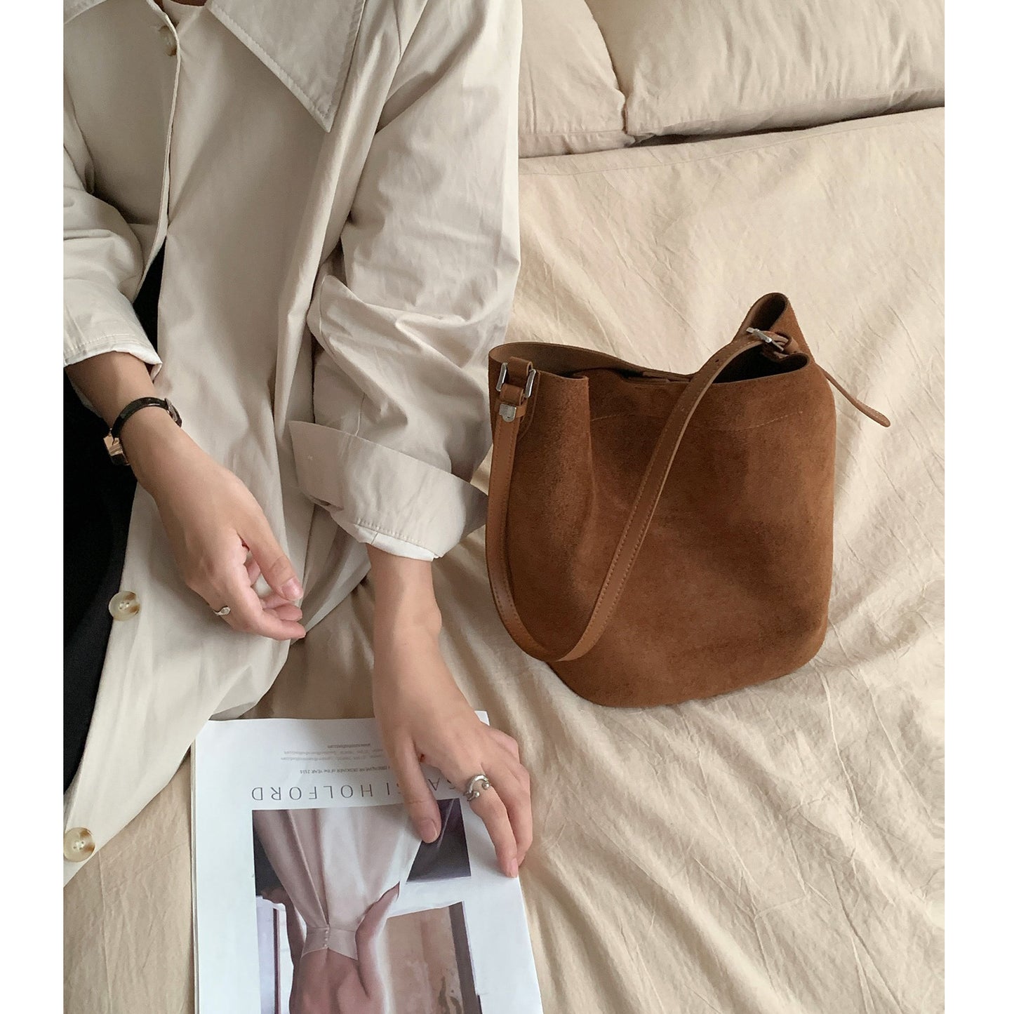 3357 vintage suede bucket bag