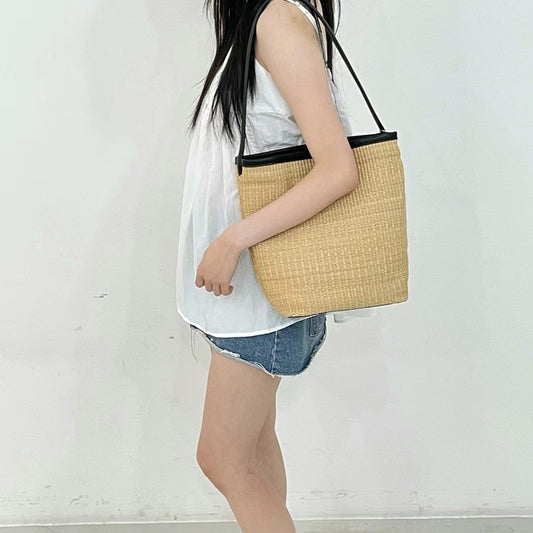 2326 raffia beach bucket handbag
