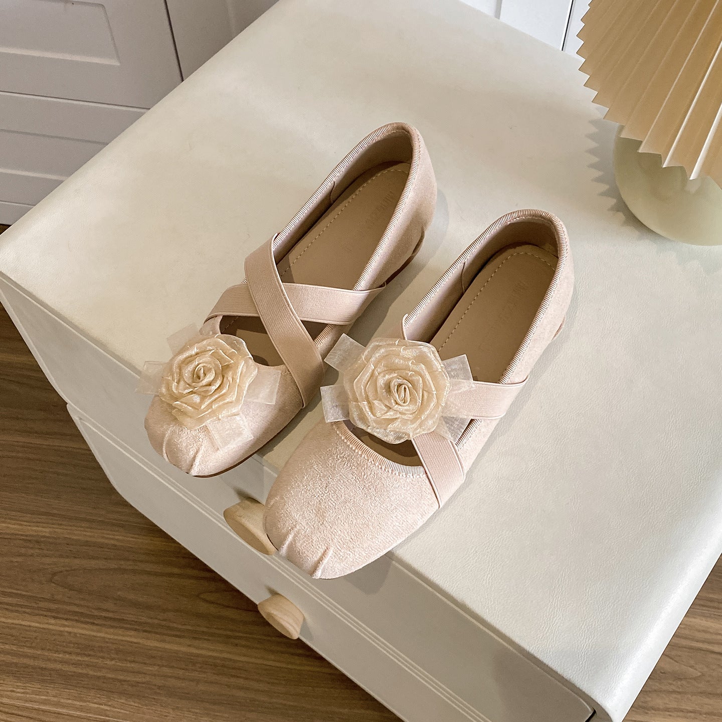 3835 flower ballet flat in suede