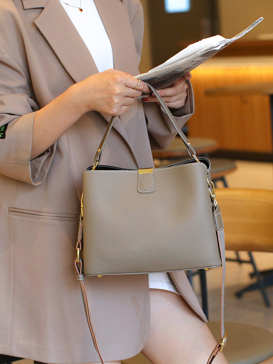 1981 women leather handbag