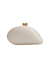 552 acrylic shell clutch bag