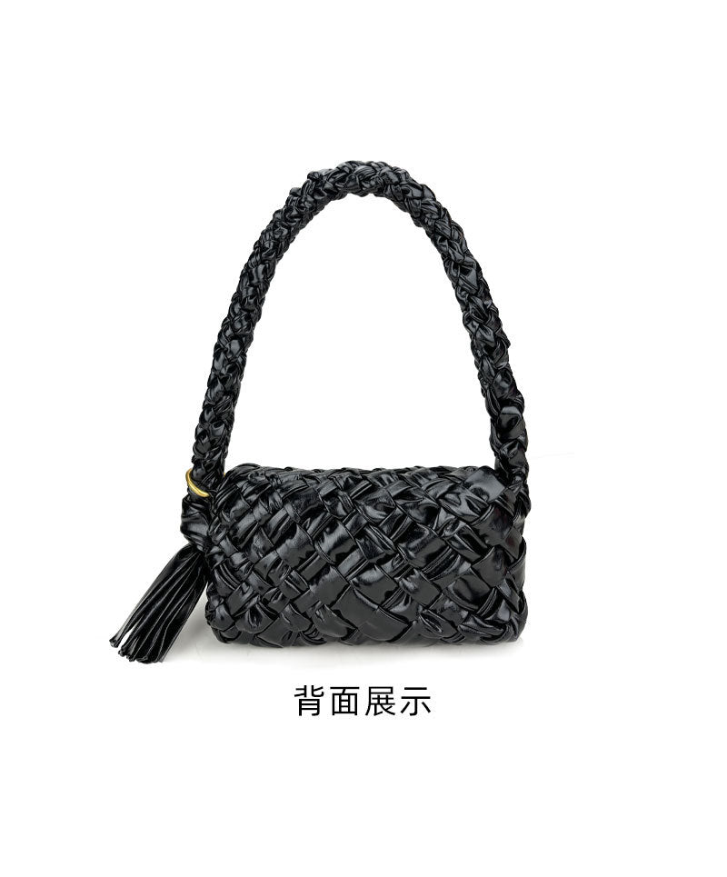 2100 handmade weave tassel bag