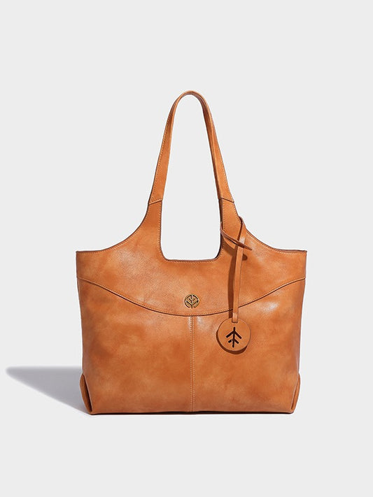 1684 vintage large handbag