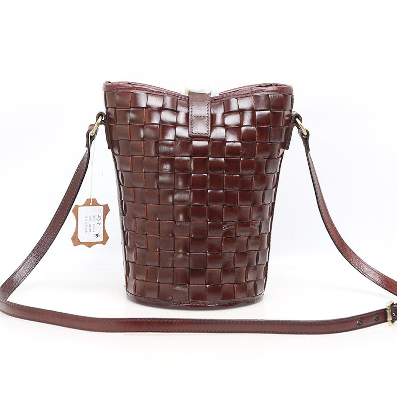 564 handmade knitted bucket crossbody bag
