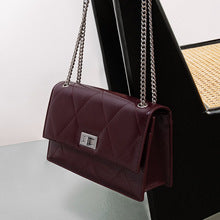 2636 Flap chain shoulder bag