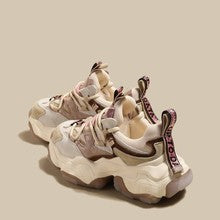 2570 thcik-soled women casual sneaker