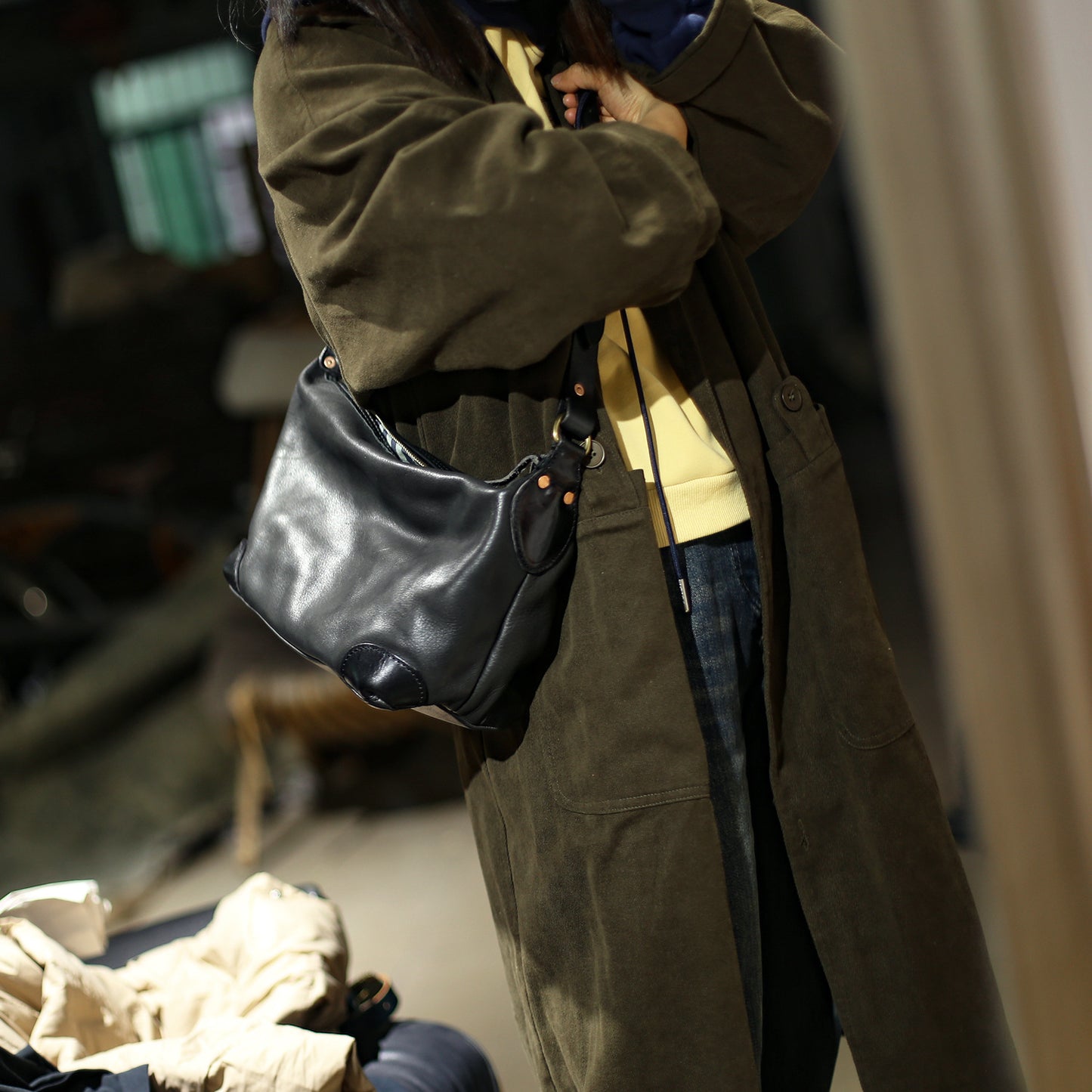 2092 vintage cowhide crossbody bag