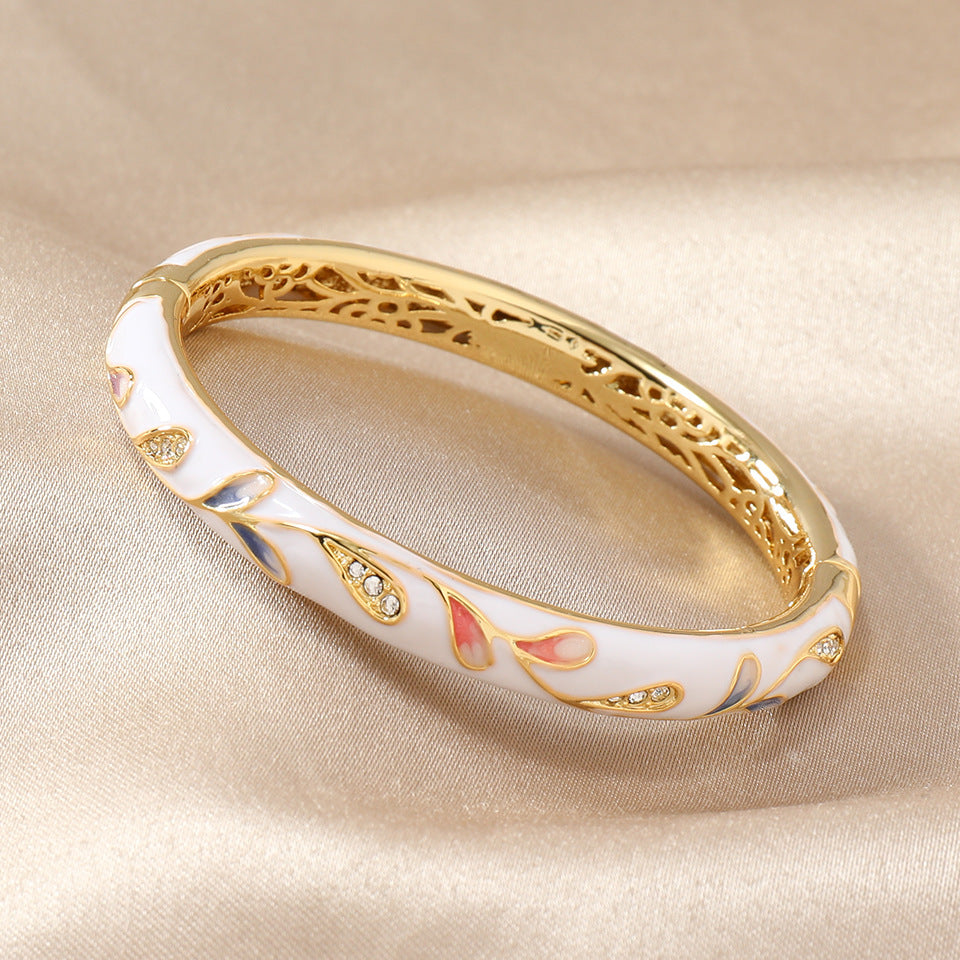 1054 vintage enamel bracelet