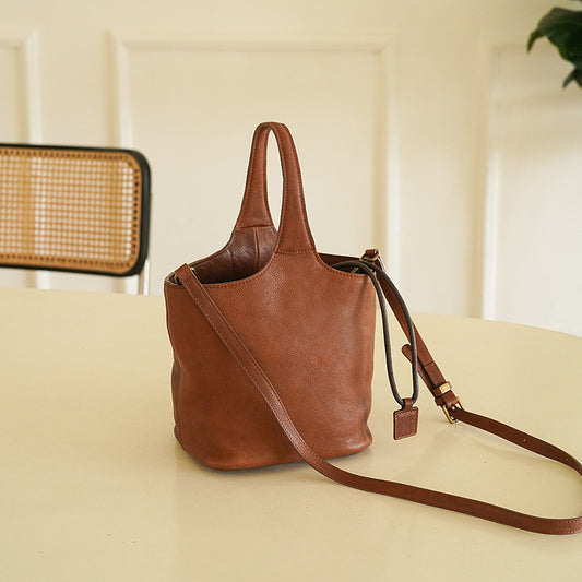 1628 vintage leather bucket handbag