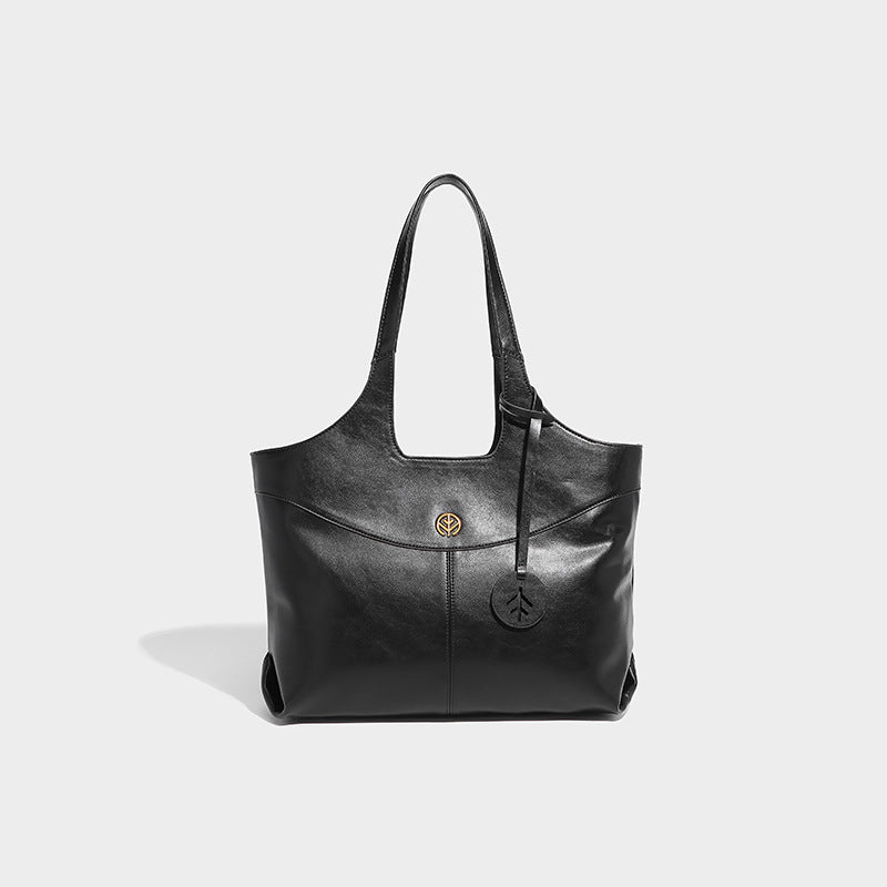 1684 vintage large handbag