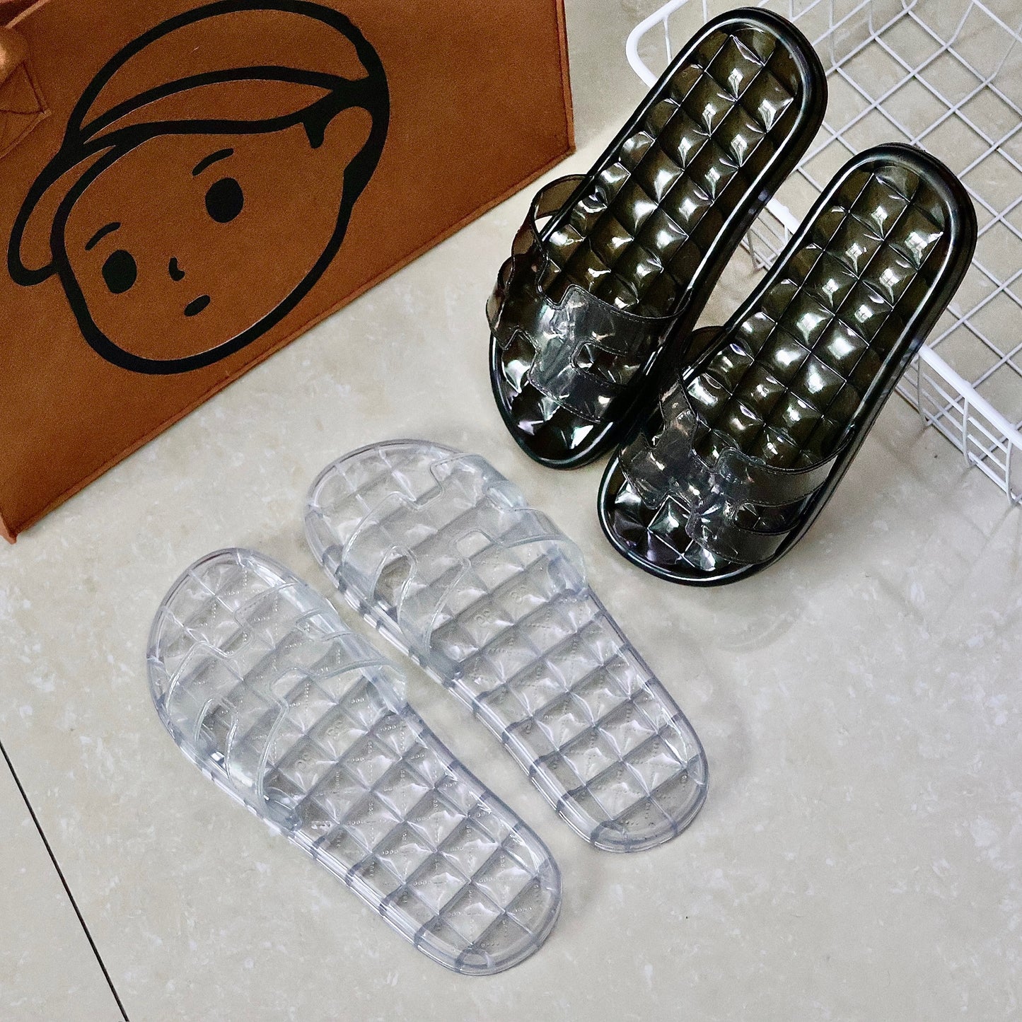 4664 pvc summer slippers